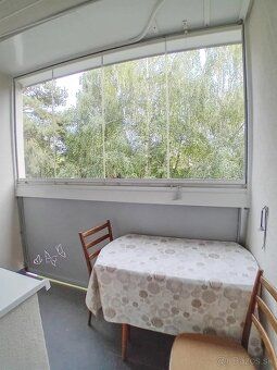 Ponúkame na prenájom 2-izbový byt na 2.poschodí v štvorposch