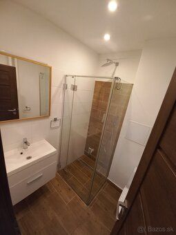 Ponúkame na prenájom 2 izbovy byt (40m2) novozrekonštruovaný
