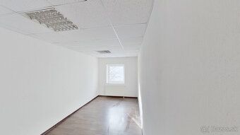 Typ: Obchodné priestory Ulica: Bardejovská Obec: Košice-Zápa
