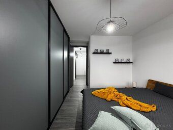 Ponúkam na dlhodobý prenájom exkluzívny 2-izbový byt, ktorý 