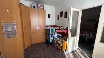 F009-12-KLSV
Ponúkame Vám na predaj 5-izbový dvojpodlažný ro