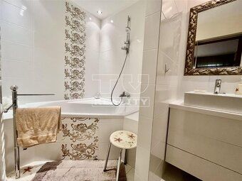 TUreality ponúka na predaj: Veľký 3-izbový byt s balkónom s 