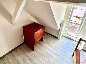 Predám 6 izbový byt (140 m2), 3-bytovke so samostatným vchod