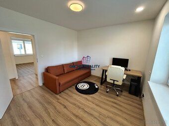 🏡 Moderný 5-izbový bungalov s kompletným zariadením – Dlhé K