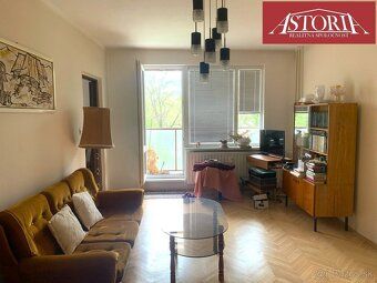 ASTORIA Vám ponúka na predaj priestranný a slnečný 3-izbový 