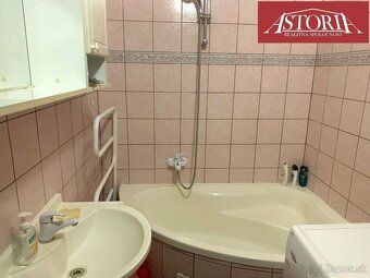 ASTORIA Vám ponúka na predaj výnimočnú rekreačnú chatu v srd