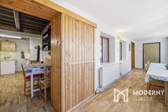 Typ: Rodinný dom Obec: Lakšárska Nová Ves
Moderný maklér pon