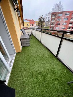 Predám kompletne zariadený 3 izbový byt v centre mesta Prešo