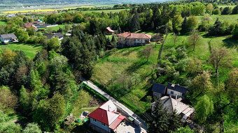 Ponúkame na predaj stavebný pozemok v obľúbenej obci Badín n