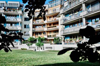 Realitná kancelária Assenzio ponúka na prenájom veľkometrážn