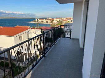 Na predaj apartmánový dom – ostrov Vir, Chorvátsko | 3x 108 