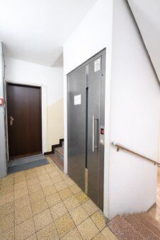 Typ: 2-izbový byt Ulica: Rumančeková Obec: Bratislava-Ružino