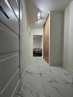 Firma ILP má pre vás na predaj v SNV 2-izbový byt (56 m²) po