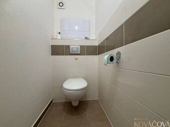 Ponúkame na predaj 4 izbový byt o výmere 83 m² na 4/4 poscho