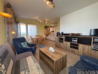 Ponúkame na predaj 4 izbový byt o výmere 83 m² na 4/4 poscho