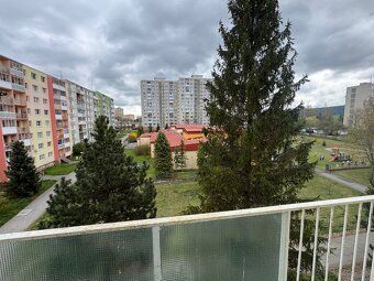 Ponúkame na prenájom príjemný 2-izbový byt na ulici MPČĽ v P