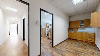 Typ: Komerčný objekt Ulica: Nitrianska Mestská časť: Trnava-