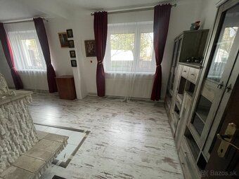Pozemok: 983 m²
Zastavaná plocha: 110 m²
Úžitková plocha: cc