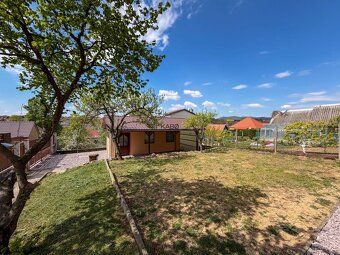 KABØ real estate Vám ponúka na predaj čiastočne útulný Rodin