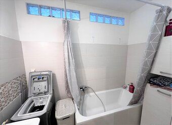 - PRENÁJOM - pekný 3 izbový byt - 65m2 - zrekonštruovaný - z