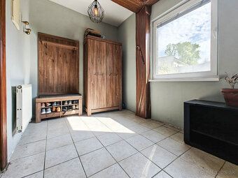 3D obhliadka: https://livetour.istaging.com/3b278058-bcdd-46