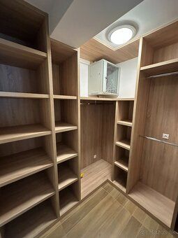 Predám nadštandardný kompletne prerobený 5 izbový 118m2 byt 
