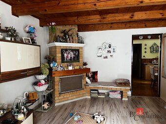 Predaj rodinný dom Veľké Uherce, pozemok 450 m2, priľahlý po