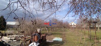 Ponúkame Vám na predaj pozemok / záhradu Veľký Biel, Poľovní