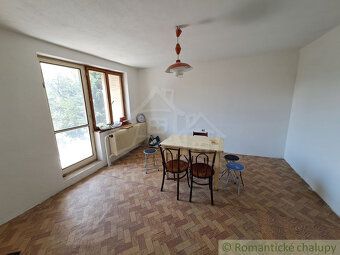 Ponúkame na predaj pôvodný rodinný vidiecky dom v podhorskej