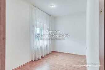 reality BIČIAR ponúka na predaj 4 izbový rodinný dom s nebyt