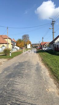 RK Dom exkluzívne ponúka na predaj pozemok so starým domom v