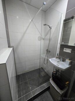 Ponúkam na prenájom kompletne zrekonštruovaný a plne zariade