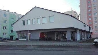 Voľný priestor na prenájom veľkosť 165m2 polyfunkčný dom na 