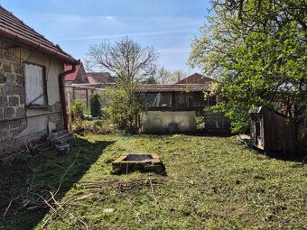 Ponúkam na predaj pozemok na stavbu RD, na pozemku o ploche 