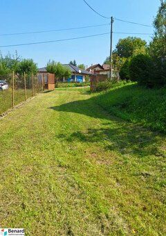 Ponúkame na predaj pekný veľký pozemok o rozlohe 973 m2 v Ko