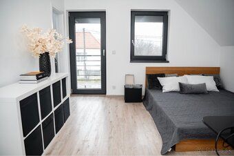 Ponúkame na predaj výnimočný rodinný dom situovaný v jednej 
