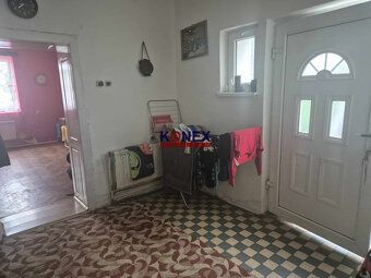 ID:2716
Ponúkame Vám na predaj kompletne zariadený rodinný d