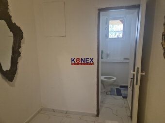 ID:2716
Ponúkame Vám na predaj kompletne zariadený rodinný d