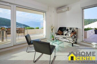 Realitná kancelária HOME CENTER Vám ponúka pôsobivú modernú 