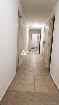Typ: Obchodné priestory Ulica: Mostná Obec: Nitra
Ponúkame V