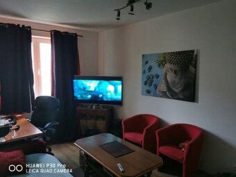 EXKLUZÍVNY 2-IZBOVÝ BYT S BALKÓNOM – TRENČÍN JUH, UL. VÝCHOD