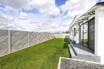 Bosen Group Vám ponúka na predaj nadčasový a precízne spraco