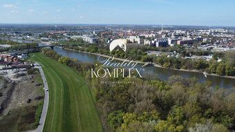 Typ: Pozemok na rekreáciu Ulica: Ižiansky kanál Obec: Komárn
