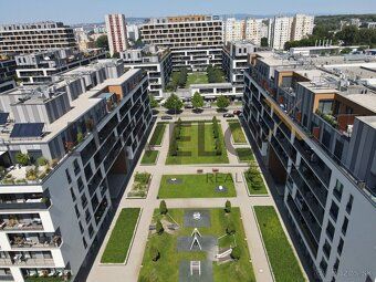 Develox Reality ponúka na predaj 3-izbový bytv novostavbe, s