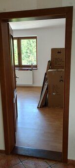 Ponúkame na prenájom obchodno-kancelárske priestory V Trsten