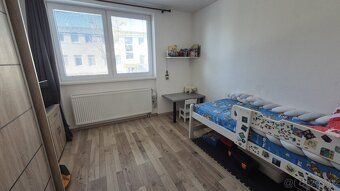 Ponúkam na predaj vkusný 3-izbový byt o výmere 66 m², nachád