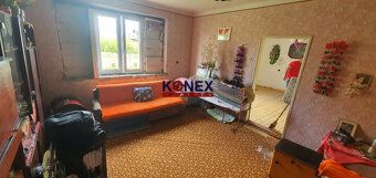 ID:9850
Ponúkame na predaj rodinný dom v pôvodnom stave v ob
