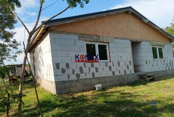 ID:9910
Ponúkame Vám na predaj rodinný dom v obci Lastovce:
