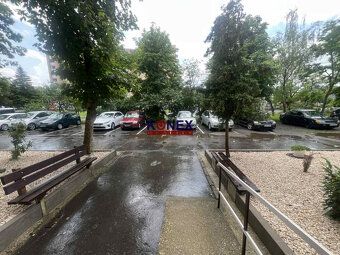 ID:2450
Ponúkame Vám na predaj priestranný 3 – izbový byt v 