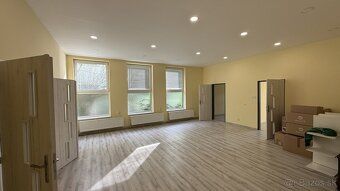 ID:3511
Ponúkame na predaj komerčný objekt v širšom centre M